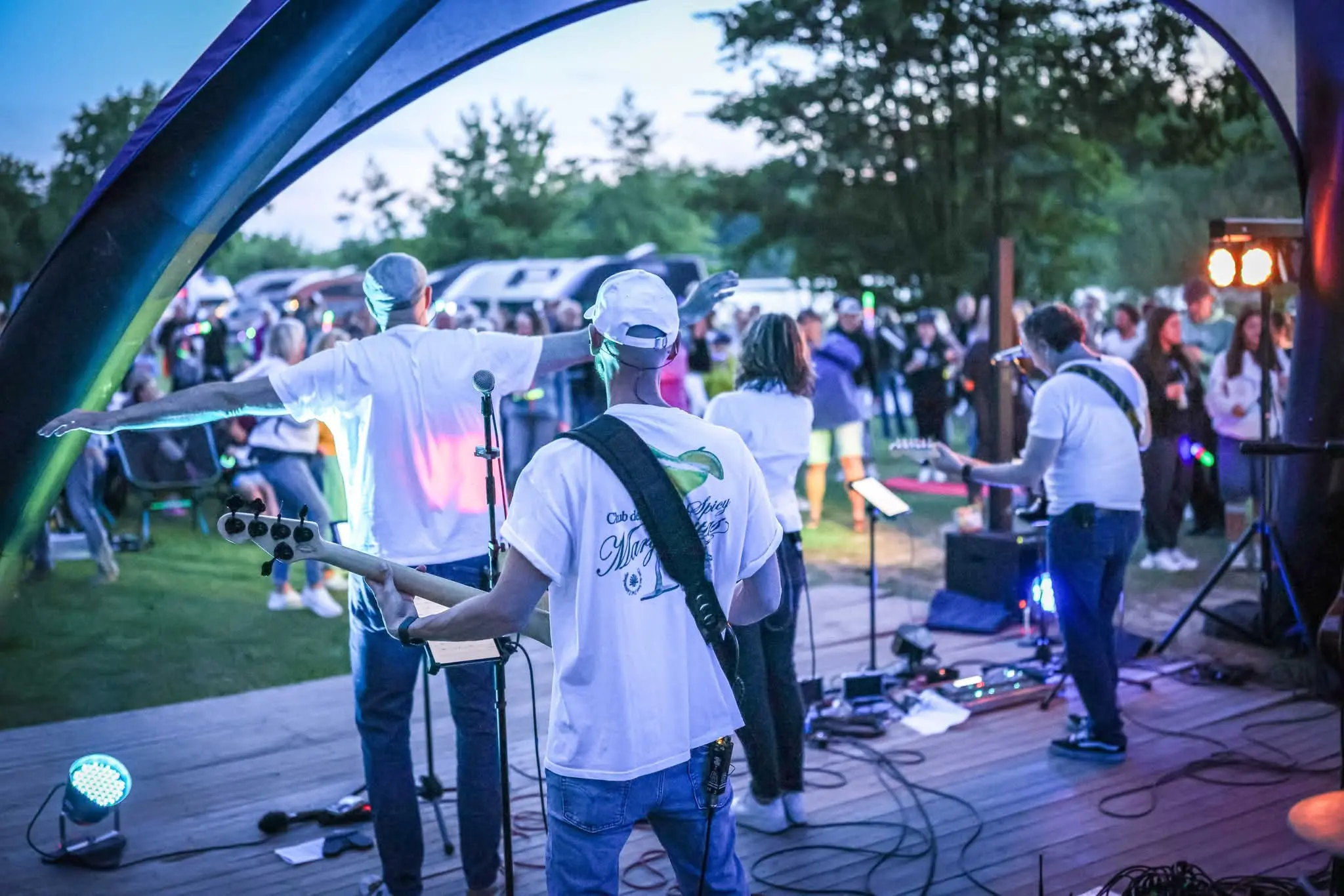 Smooth Operators – Festival Feeling